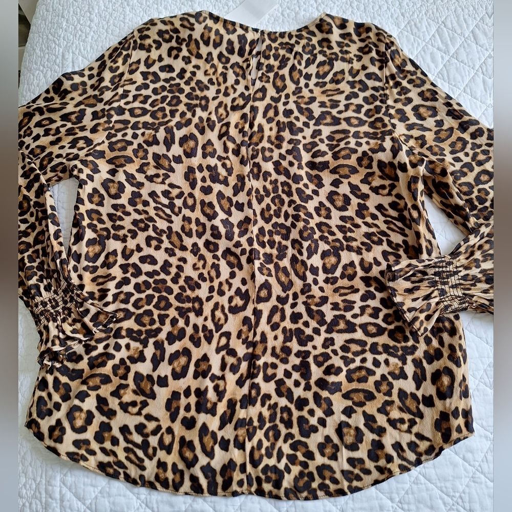 NWT H&M SZ 10 Leopard Print Top - Picture 7 of 9